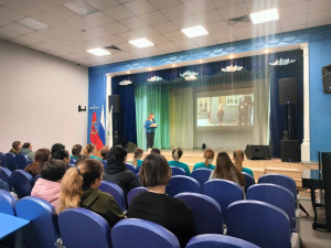 photo 5328024243880970325 y